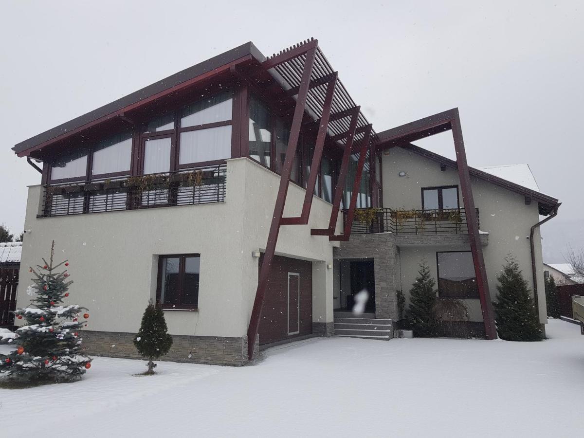 Vila Zinnober Brasov Exterior photo